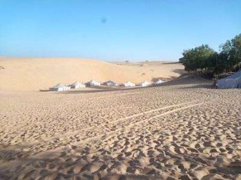 Eco lodge de Lompoul dans le désert du Lompoul au Sénégal avec Savanna Tours & Safaris